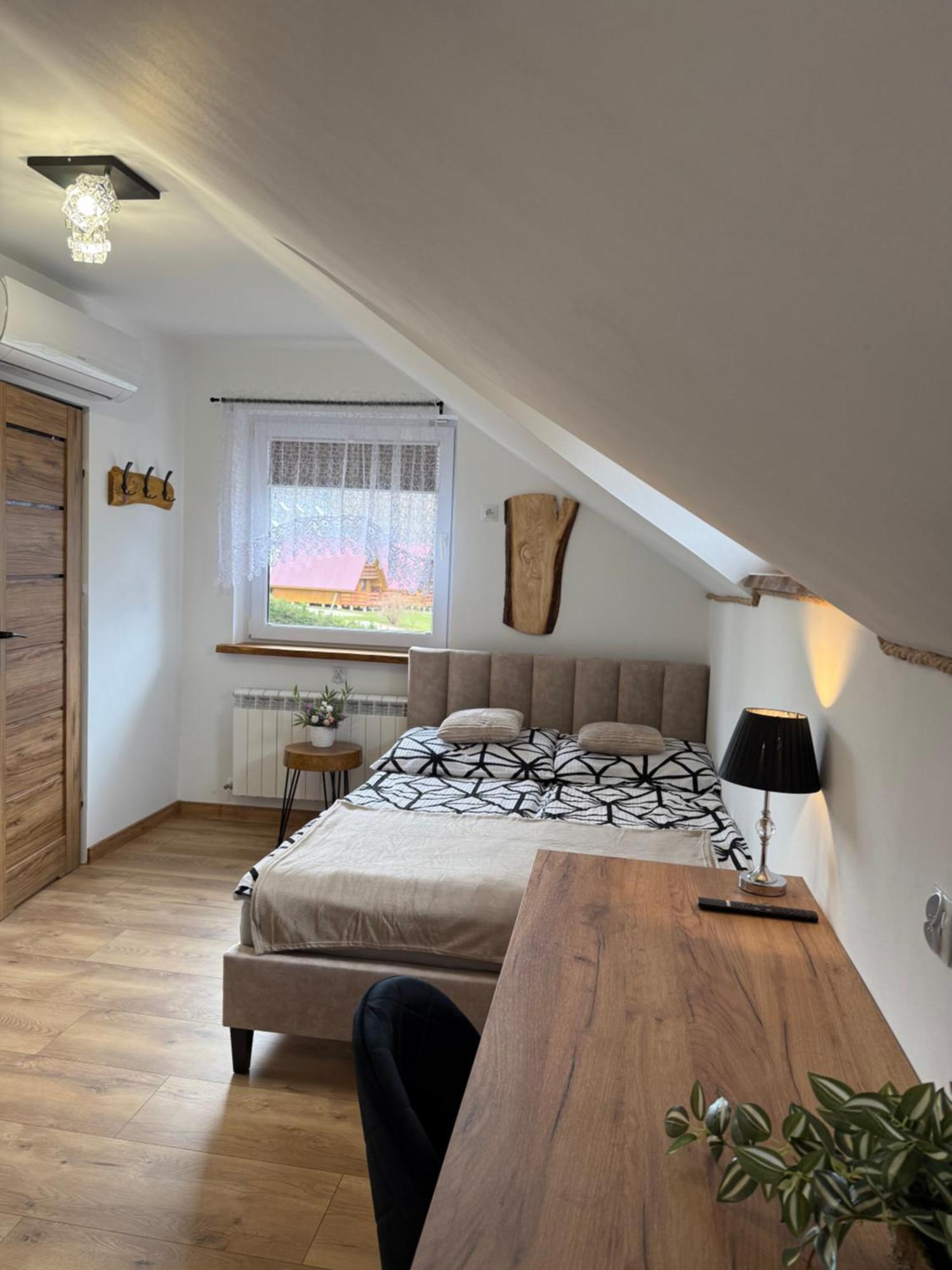 Apartament Z Tarasem I Pokoje Klimatyzowane -Drozdowka Solina Solina  Buitenkant foto