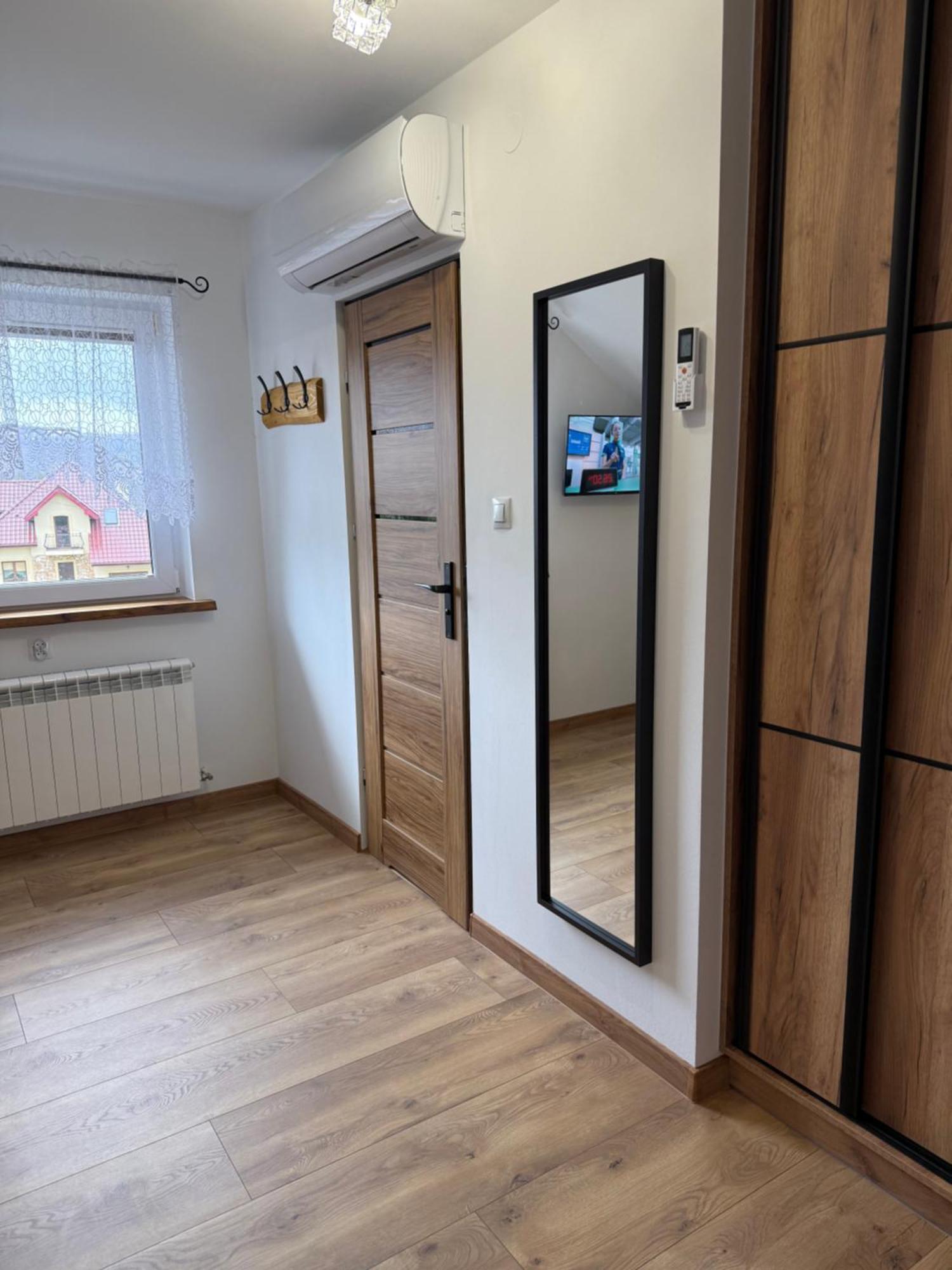 Apartament Z Tarasem I Pokoje Klimatyzowane -Drozdowka Solina Solina  Buitenkant foto