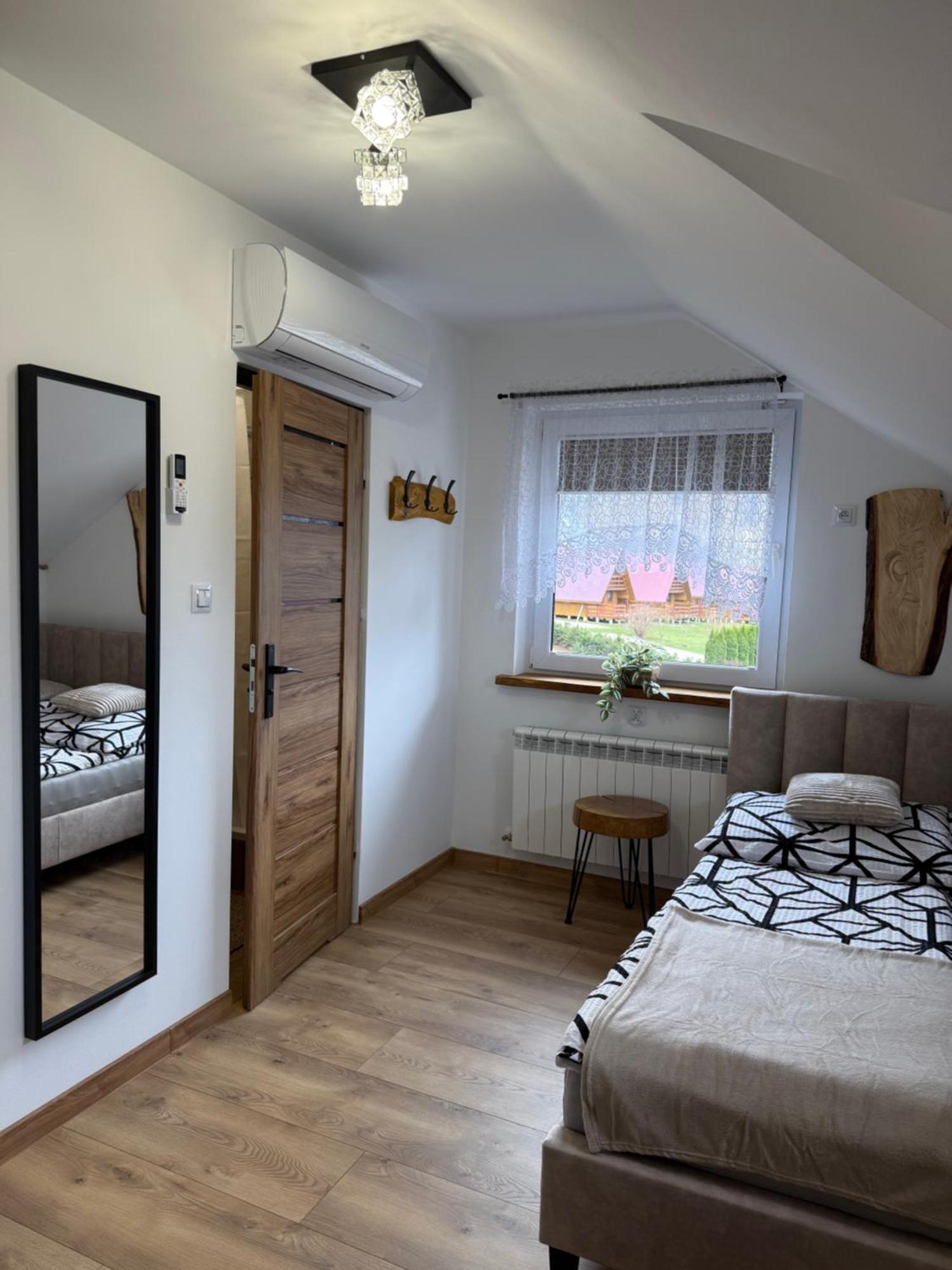 Apartament Z Tarasem I Pokoje Klimatyzowane -Drozdowka Solina Solina  Buitenkant foto