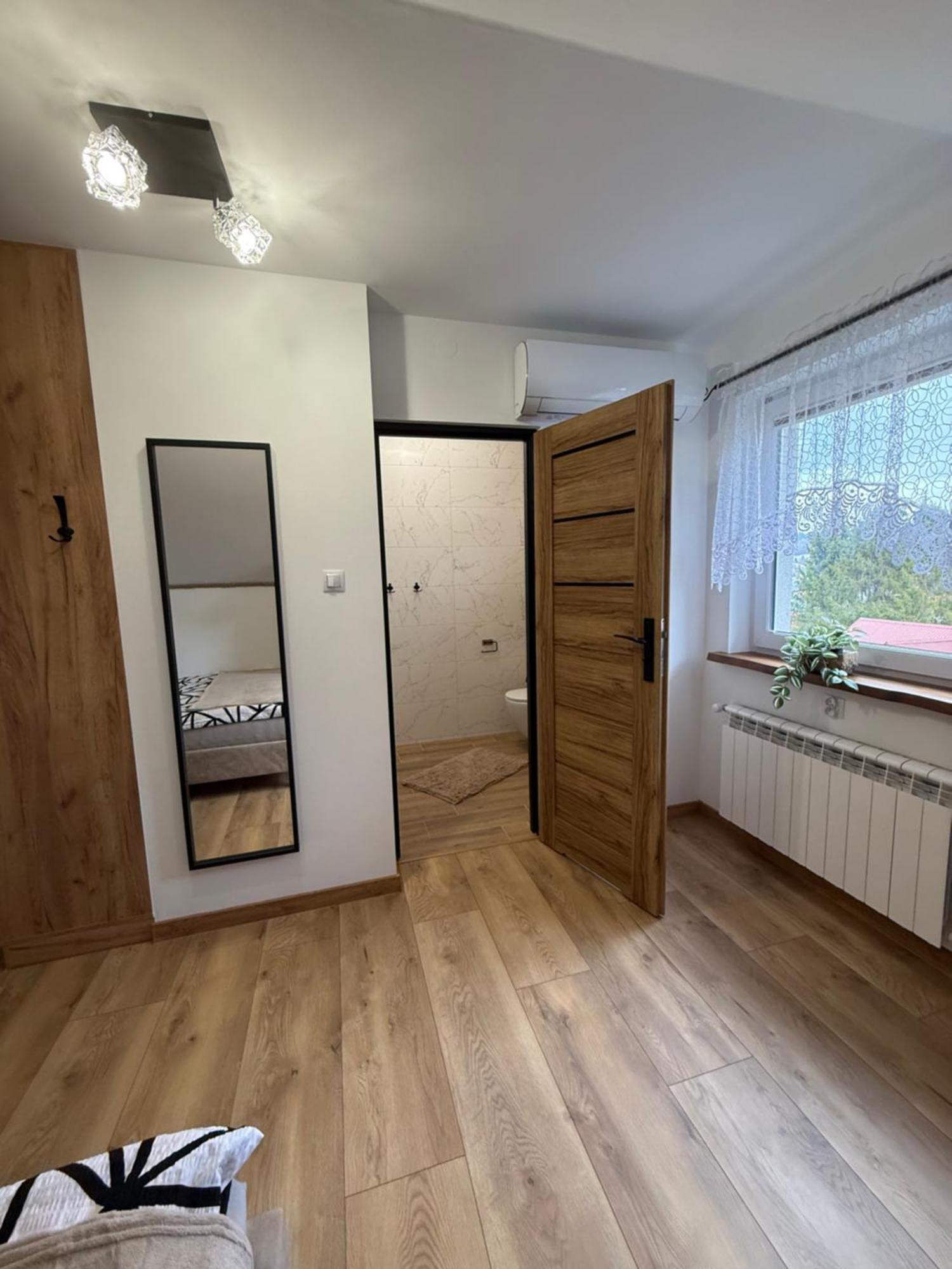 Apartament Z Tarasem I Pokoje Klimatyzowane -Drozdowka Solina Solina  Buitenkant foto